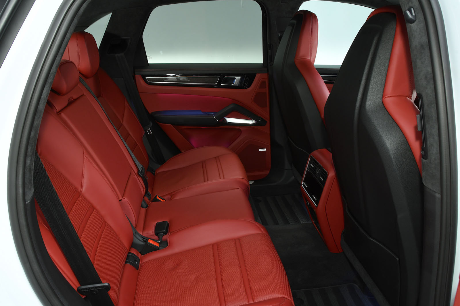 Used Porsche Cayenne 2018-present rear seats