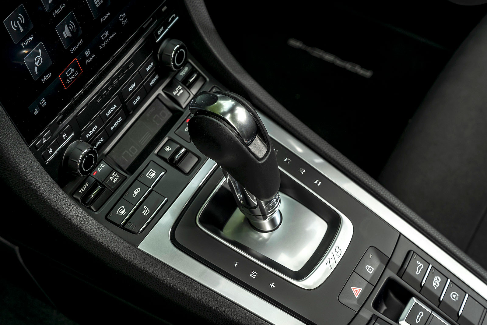 Porsche 718 Boxster gear selector