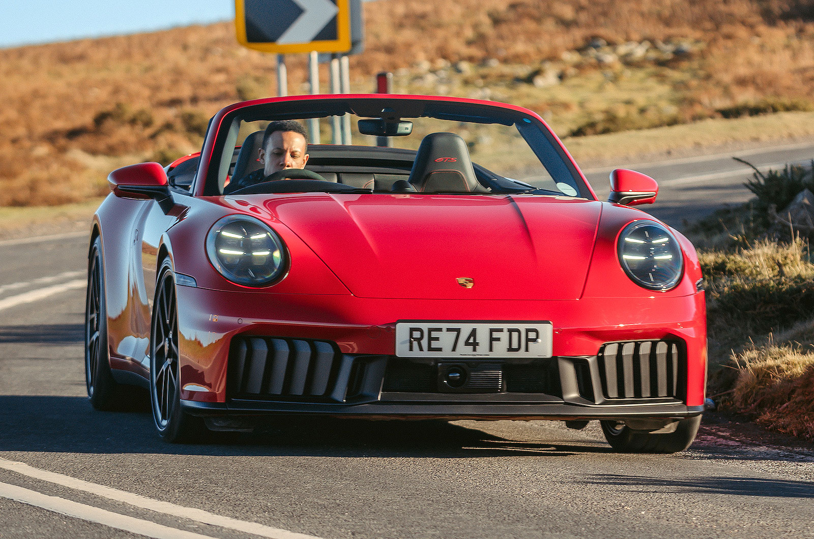 Porsche 911 Cabriolet front cornering