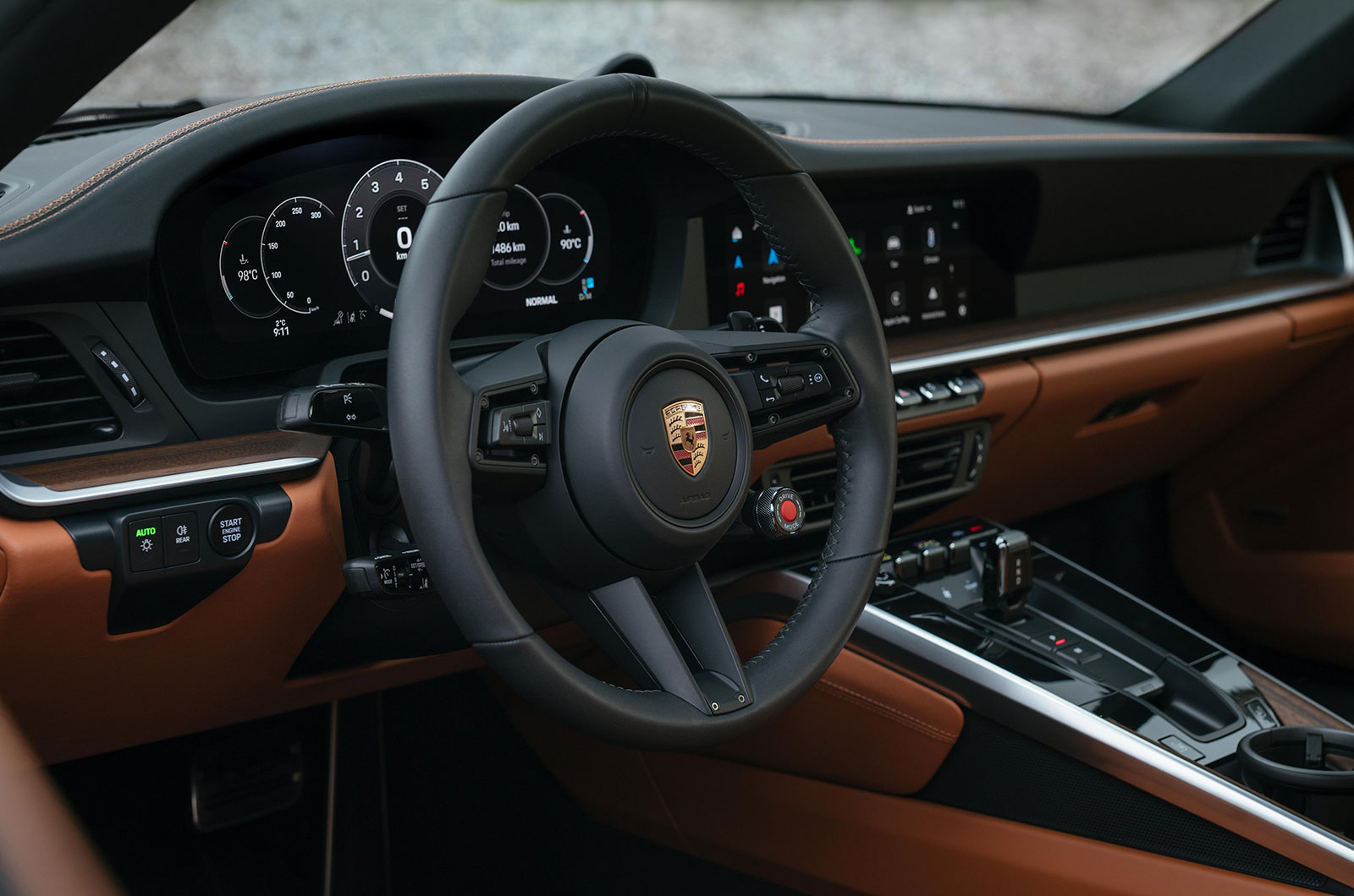 Porsche 911 Carrera S interior
