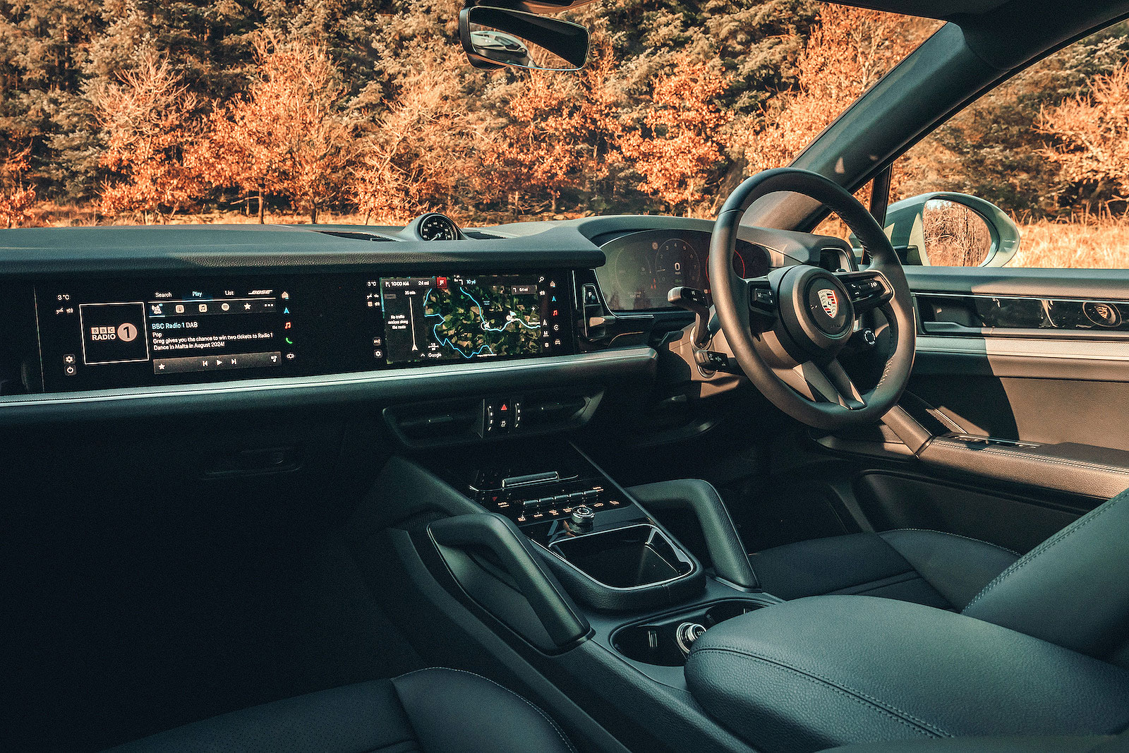 Porsche Cayenne Coupé dashboard