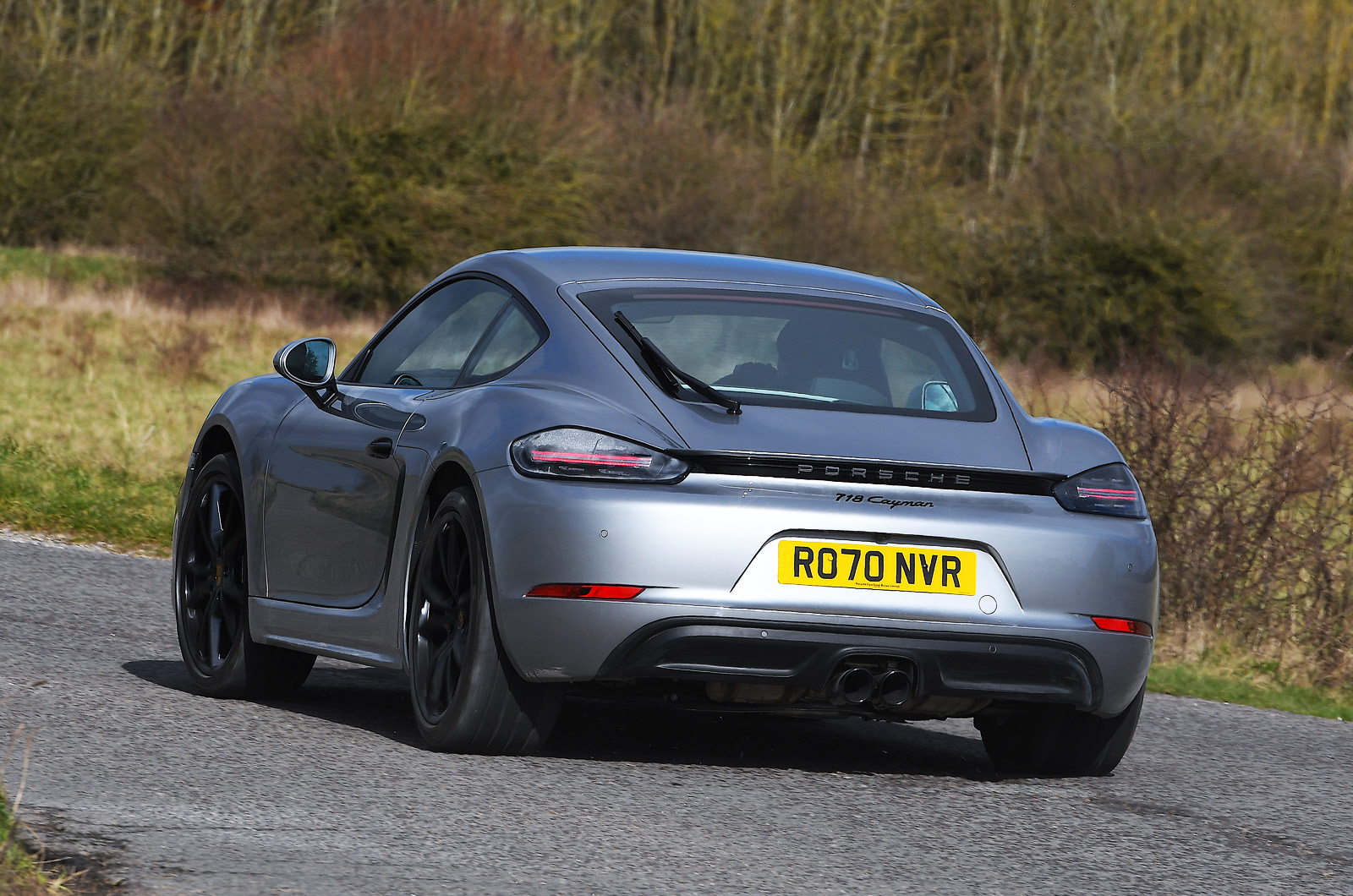 Porsche 718 Cayman 2021 rear cornering