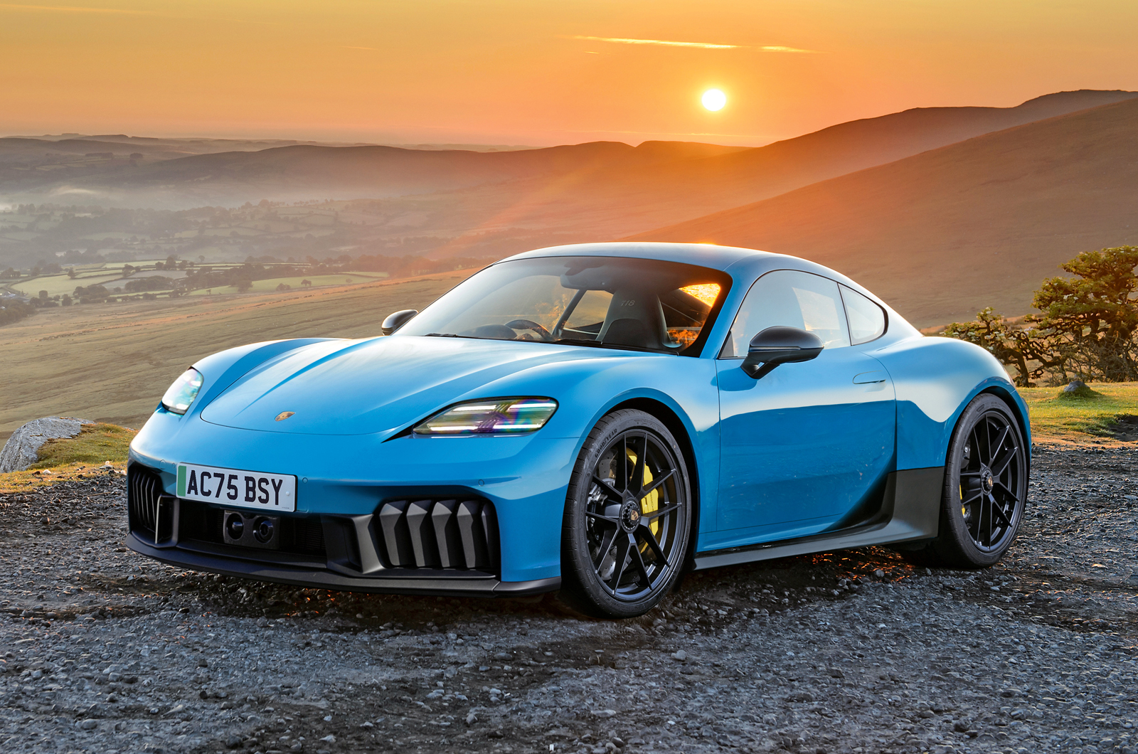 Porsche 718 Cayman EV render front