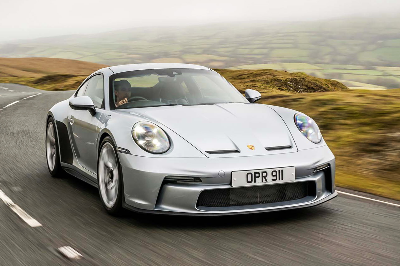 Porsche 911 GT3 Touring front