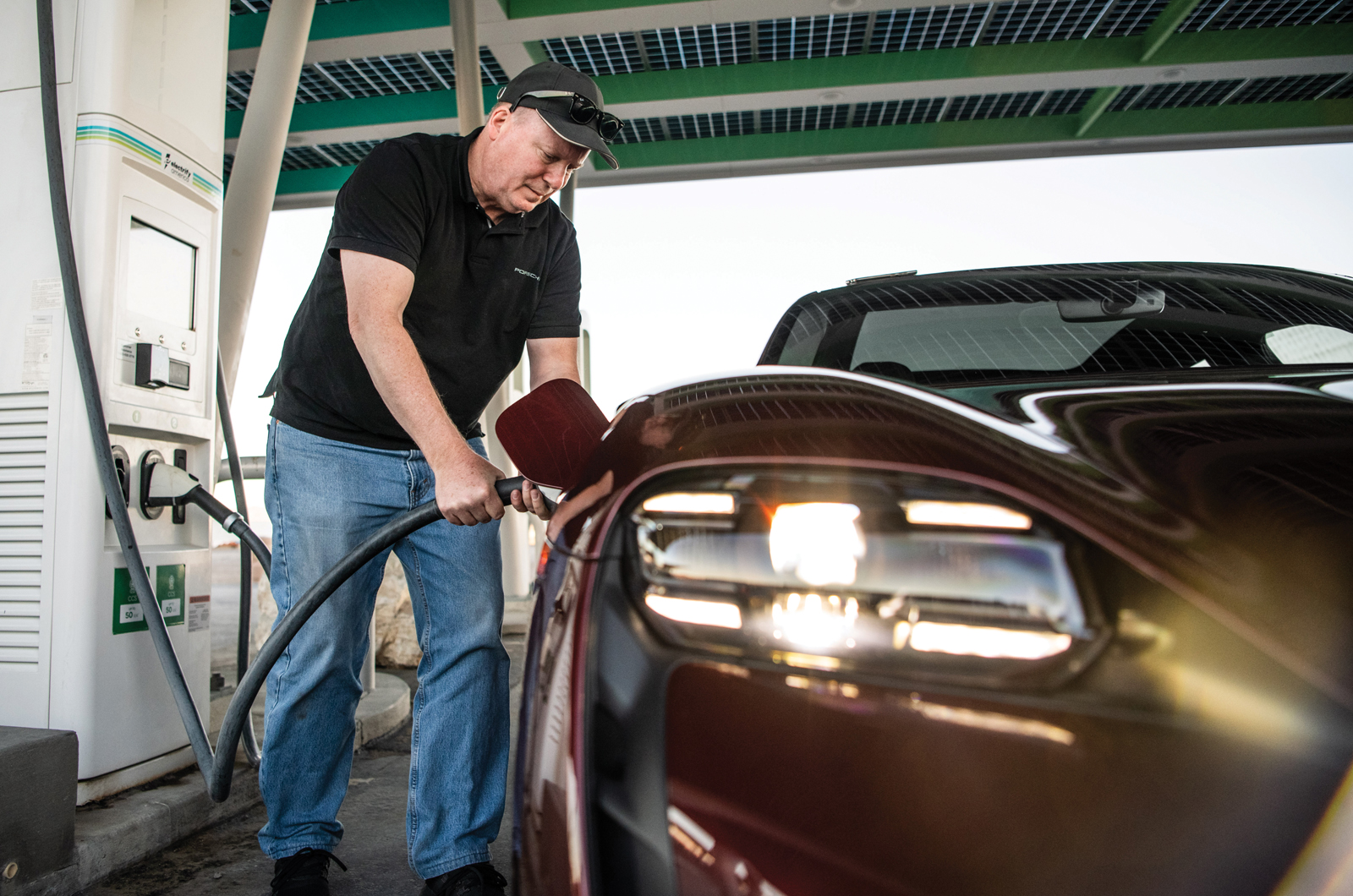 Porsche Taycan charging in US for world record