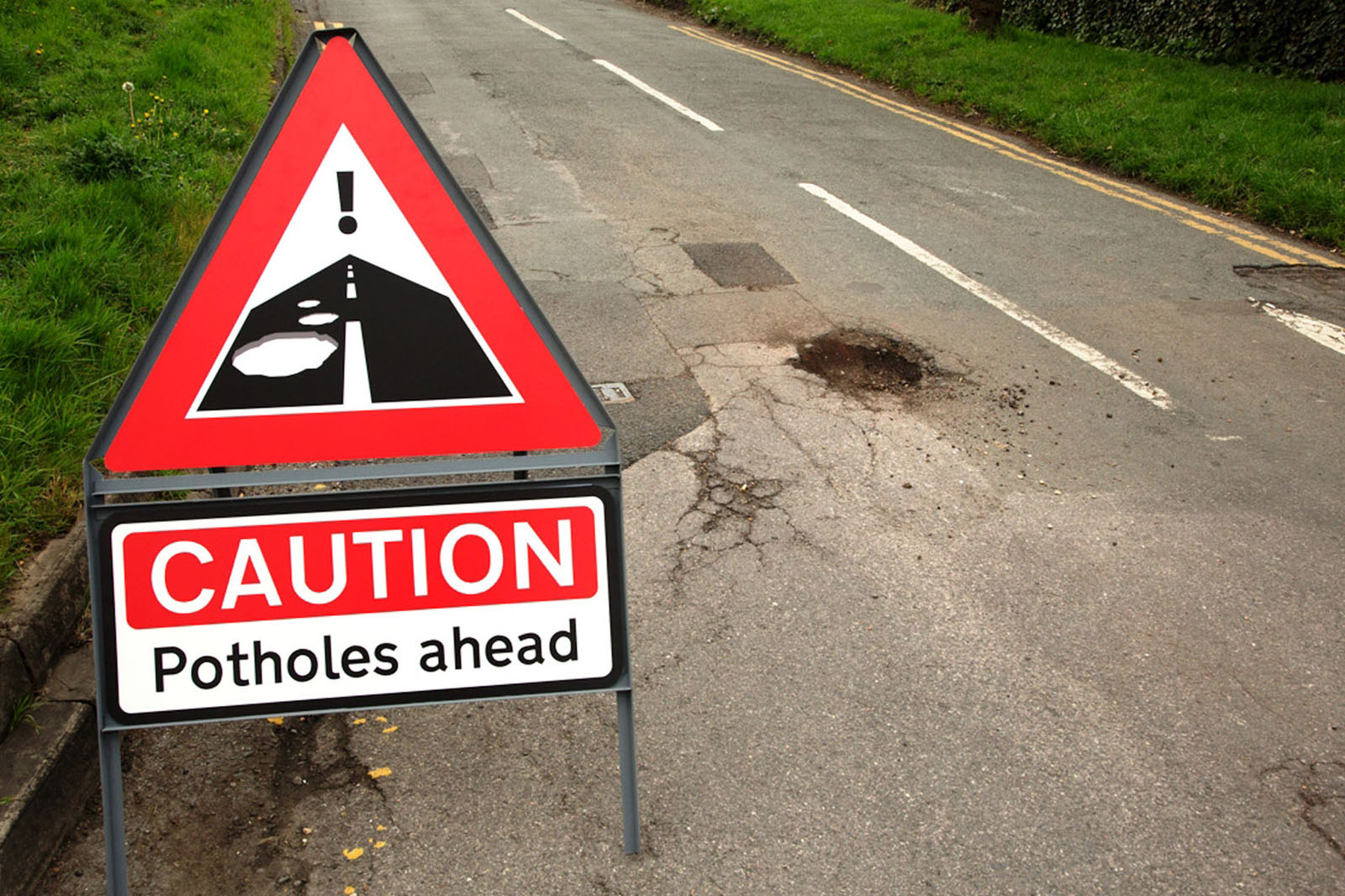 pothole sign