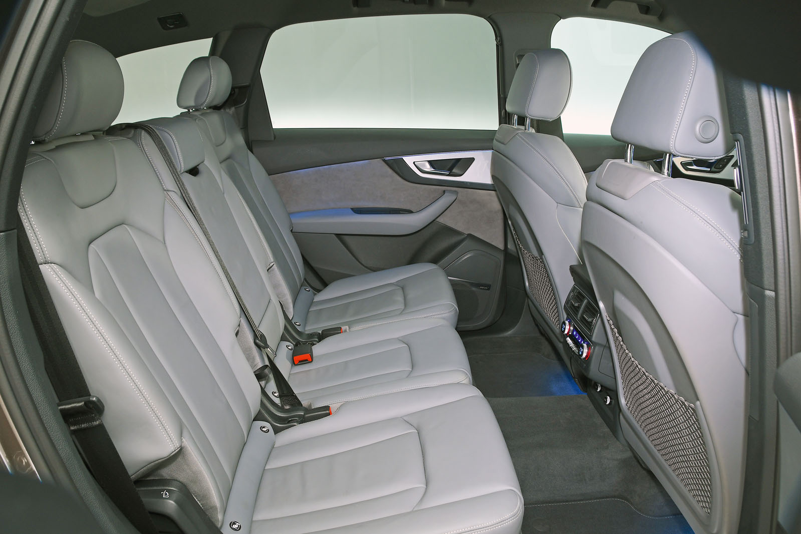 Audi Q7 rear seats