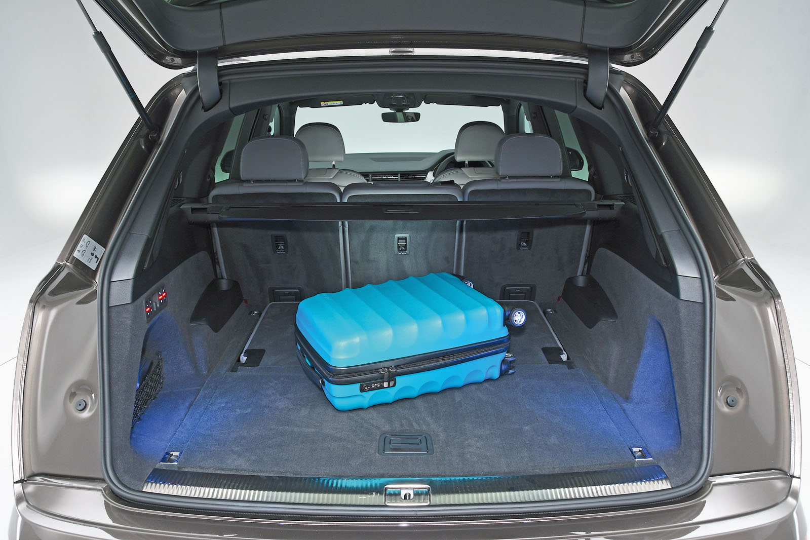 Audi Q7 boot