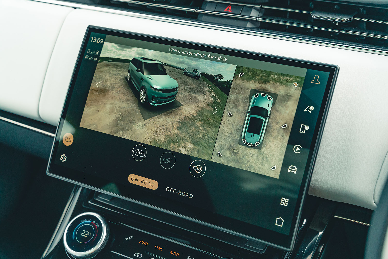 Range Rover Sport interior infotainment
