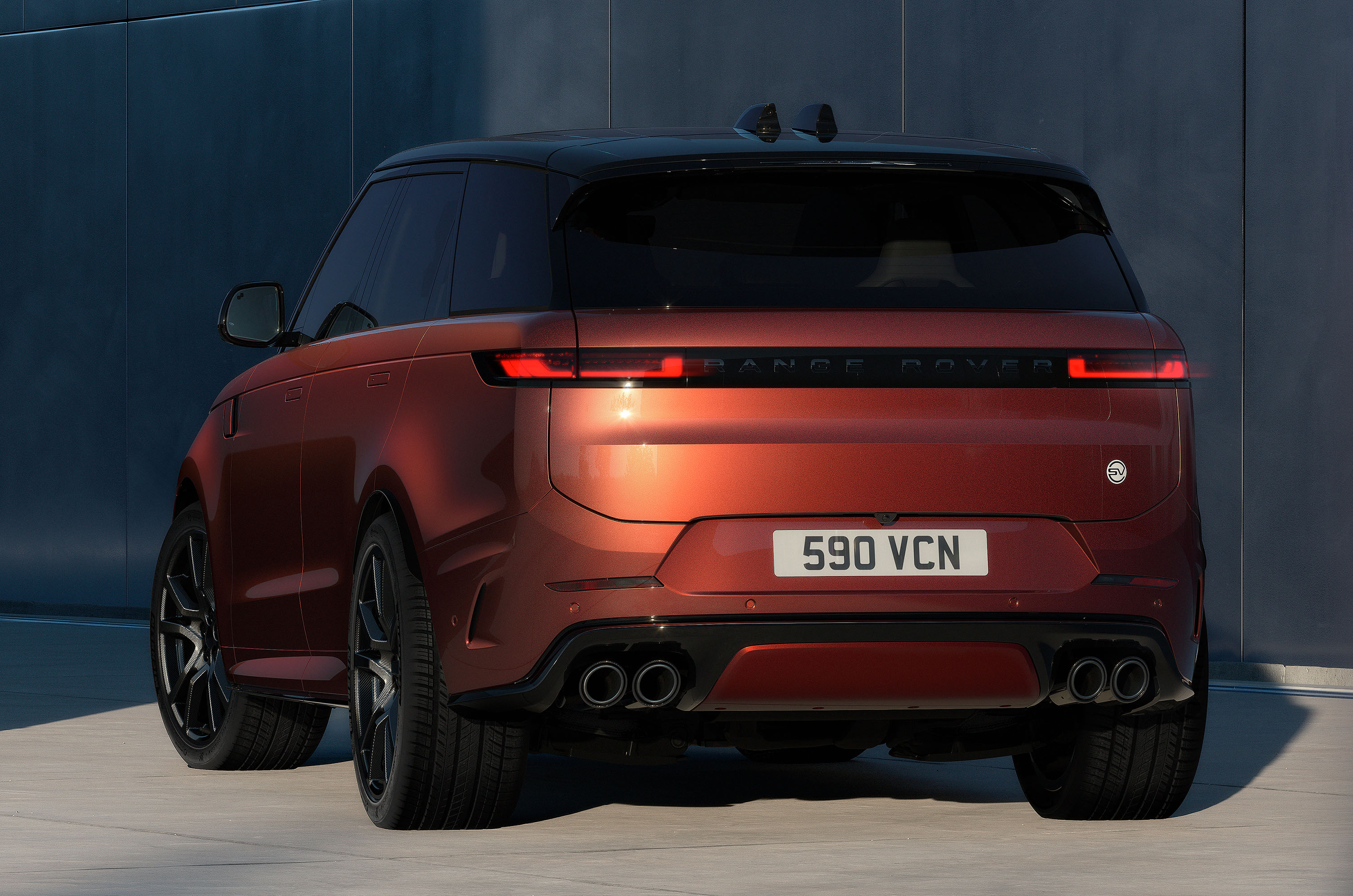 Range Rover Sport SV Carbon rear static