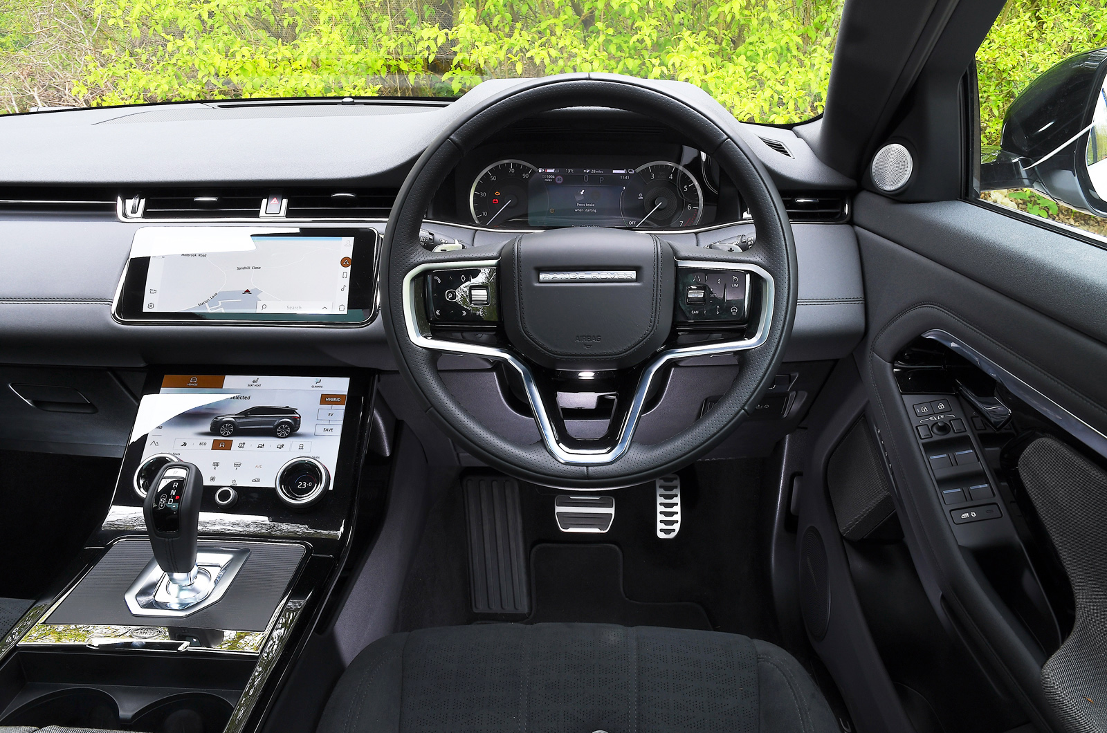 Range Rover Evoque dashboard