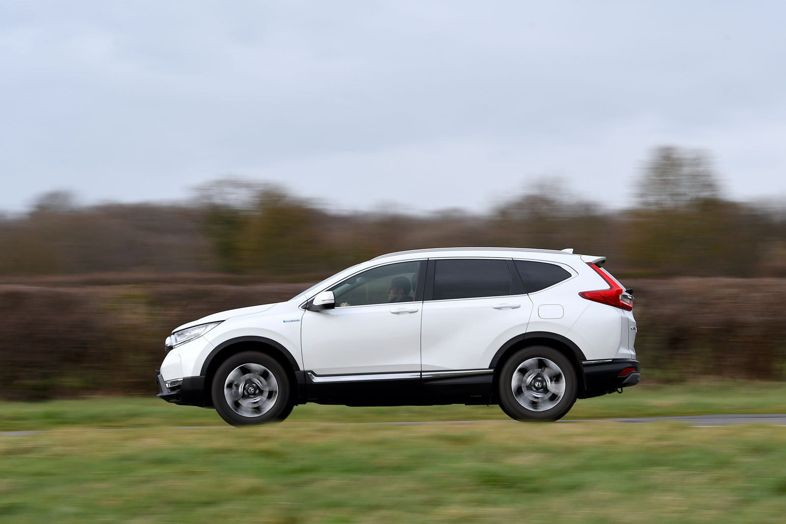 Honda CR-V Hybrid driving