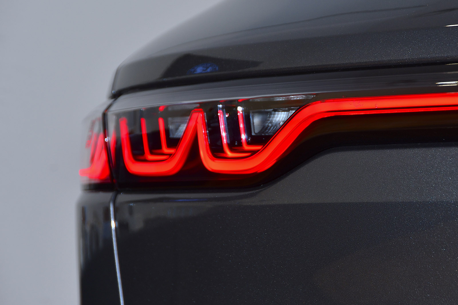 Alfa Romeo Tonale 2022 Reader Test Team - rear lights