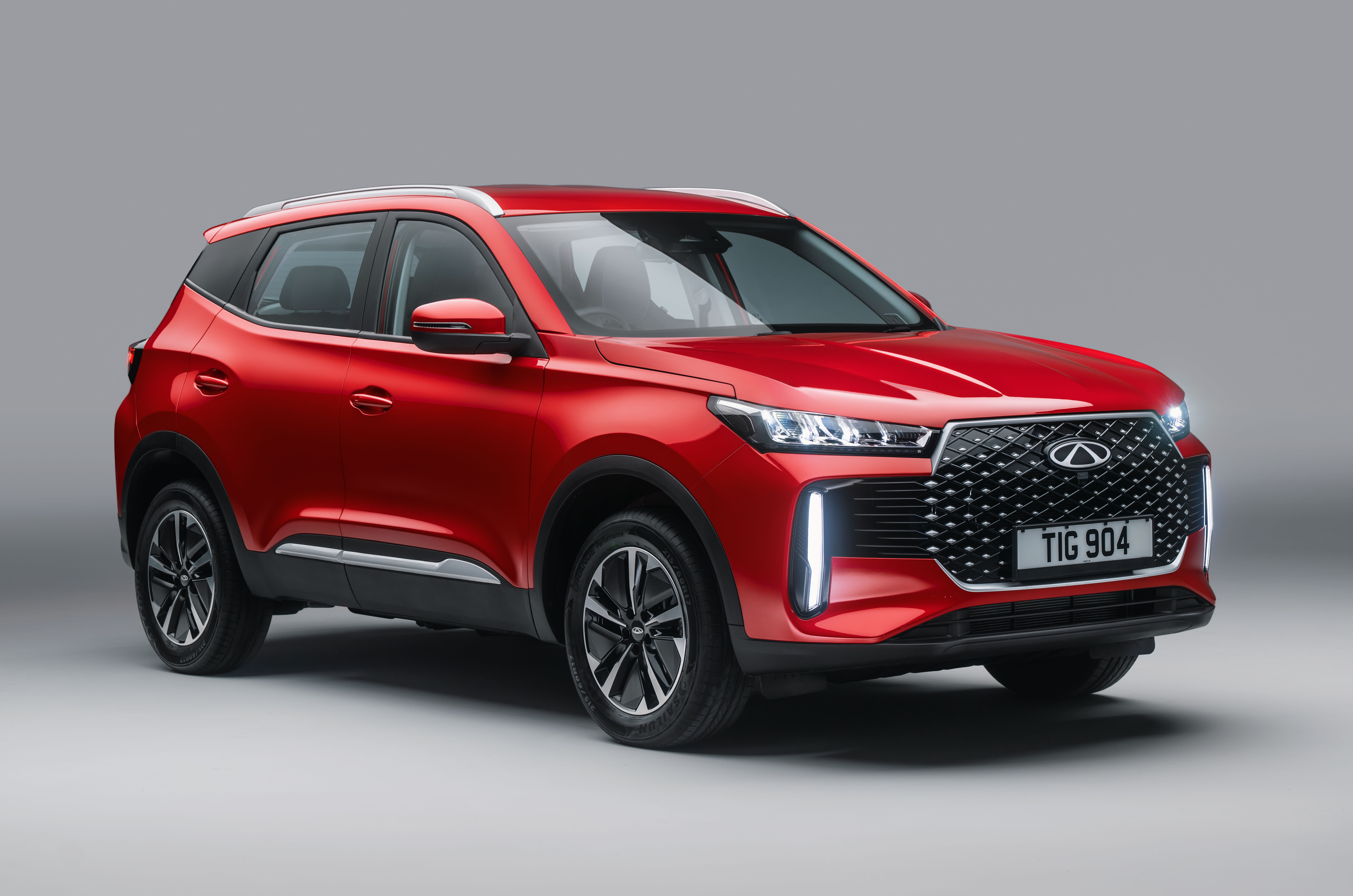 Red Chery Tiggo 4 front static