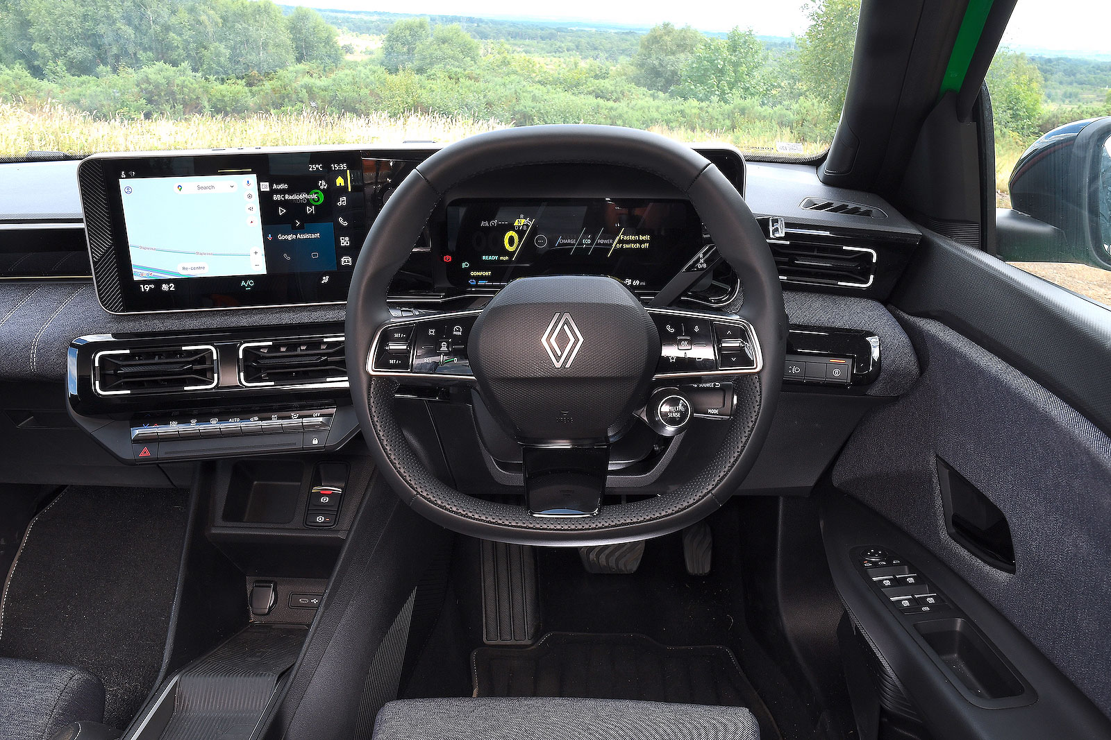 Renault 5 dashboard