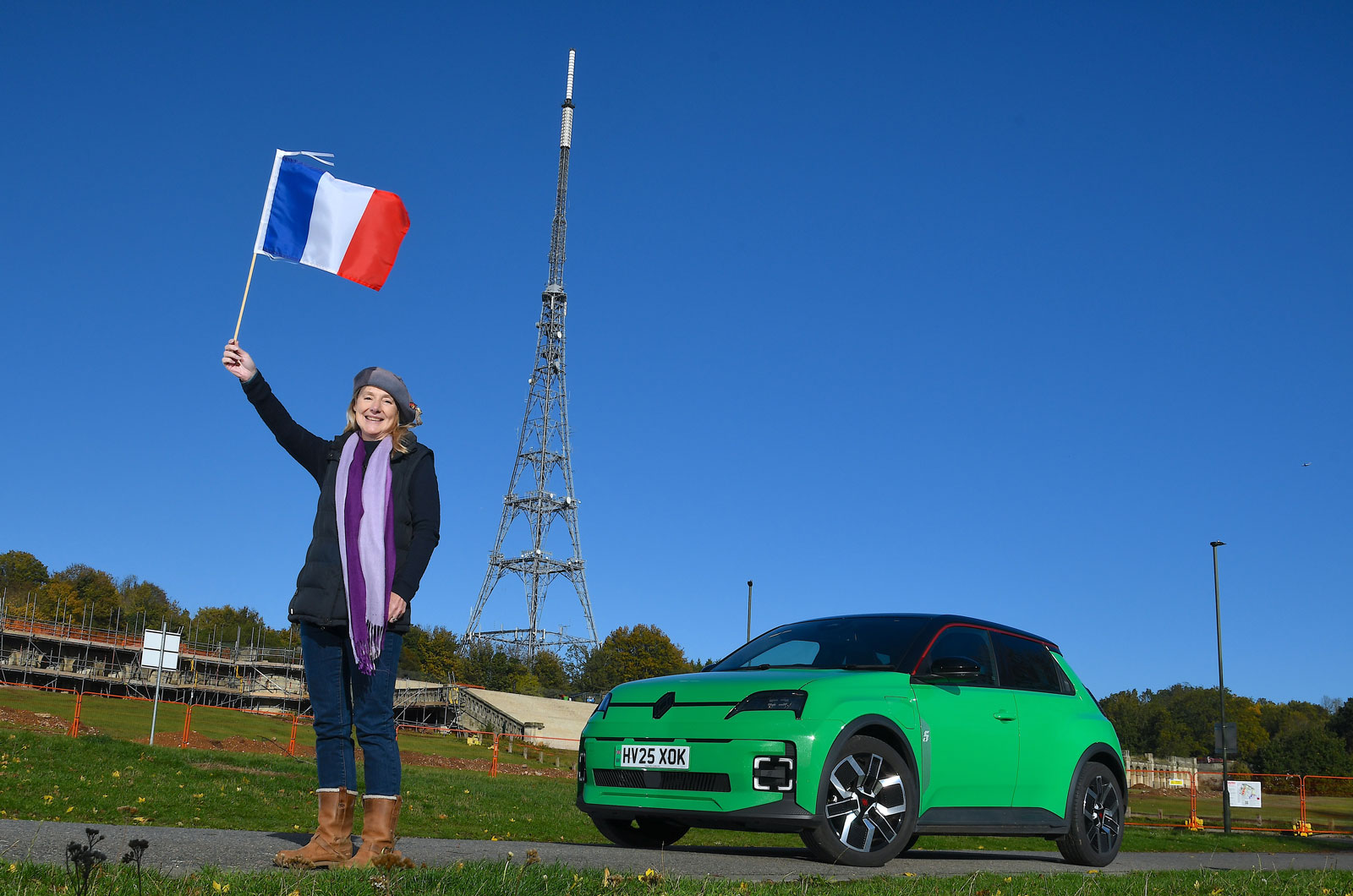 Renault 5 long termer with flag and beret