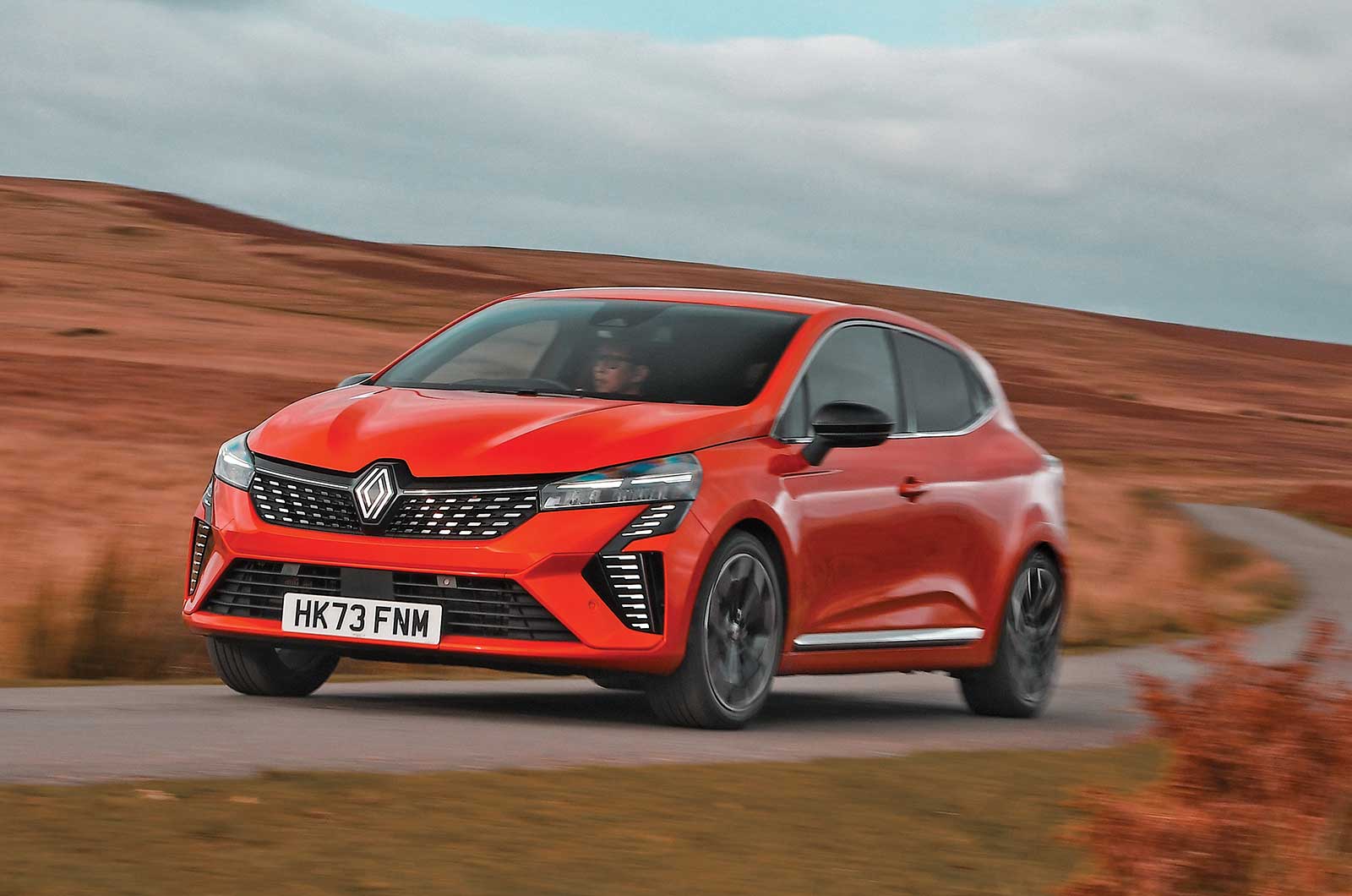 Renault Clio front driving