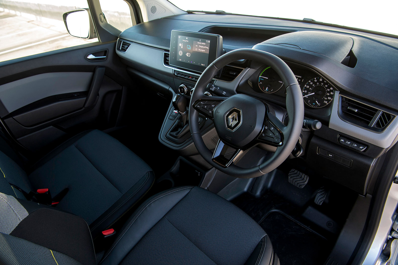 Renault Kangoo E-Tech interior dashboard