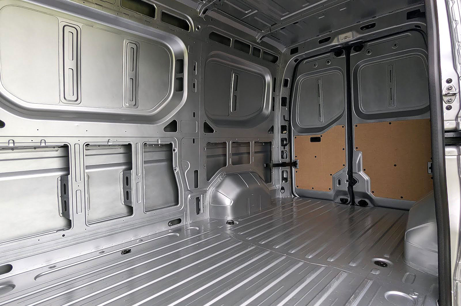 Renault Master E-Tech load bay