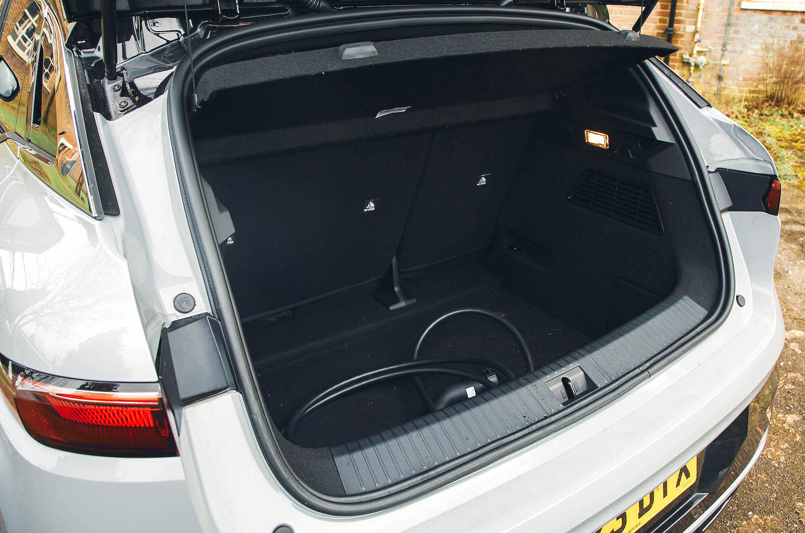 Renault Megane E-Tech boot