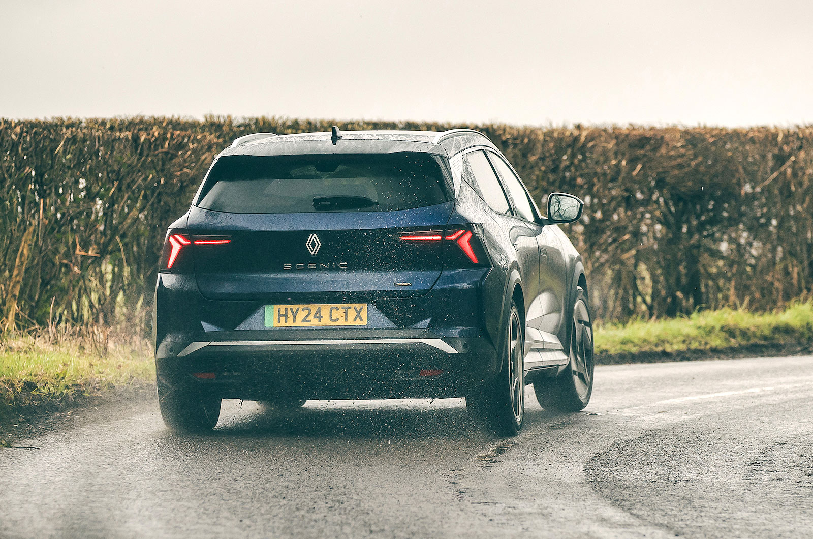 Renault Scenic E-Tech rear cornering