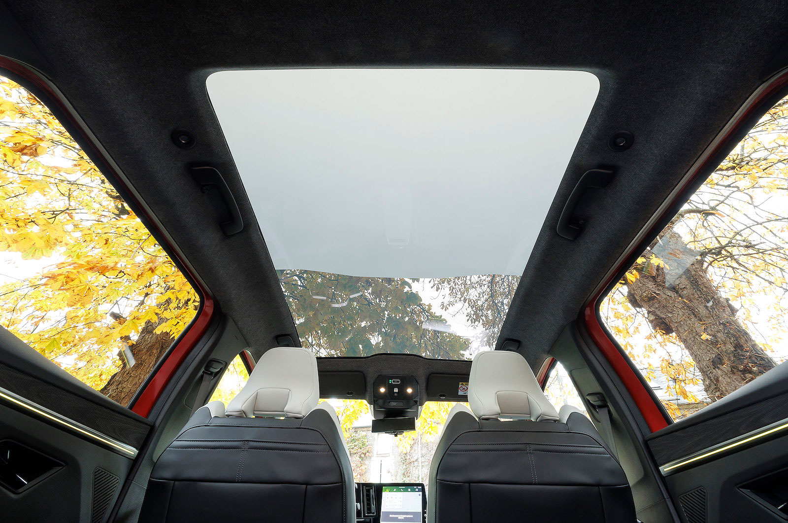 Renault Scenic E-Tech panoramic roof