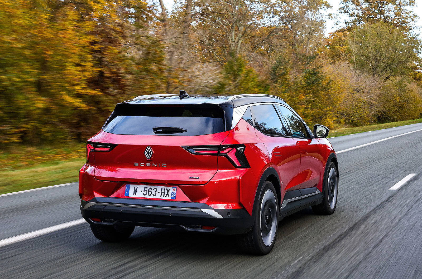 Renault Scenic rear right driving