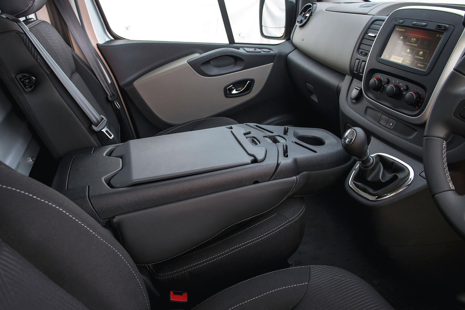 Renault Trafic interior