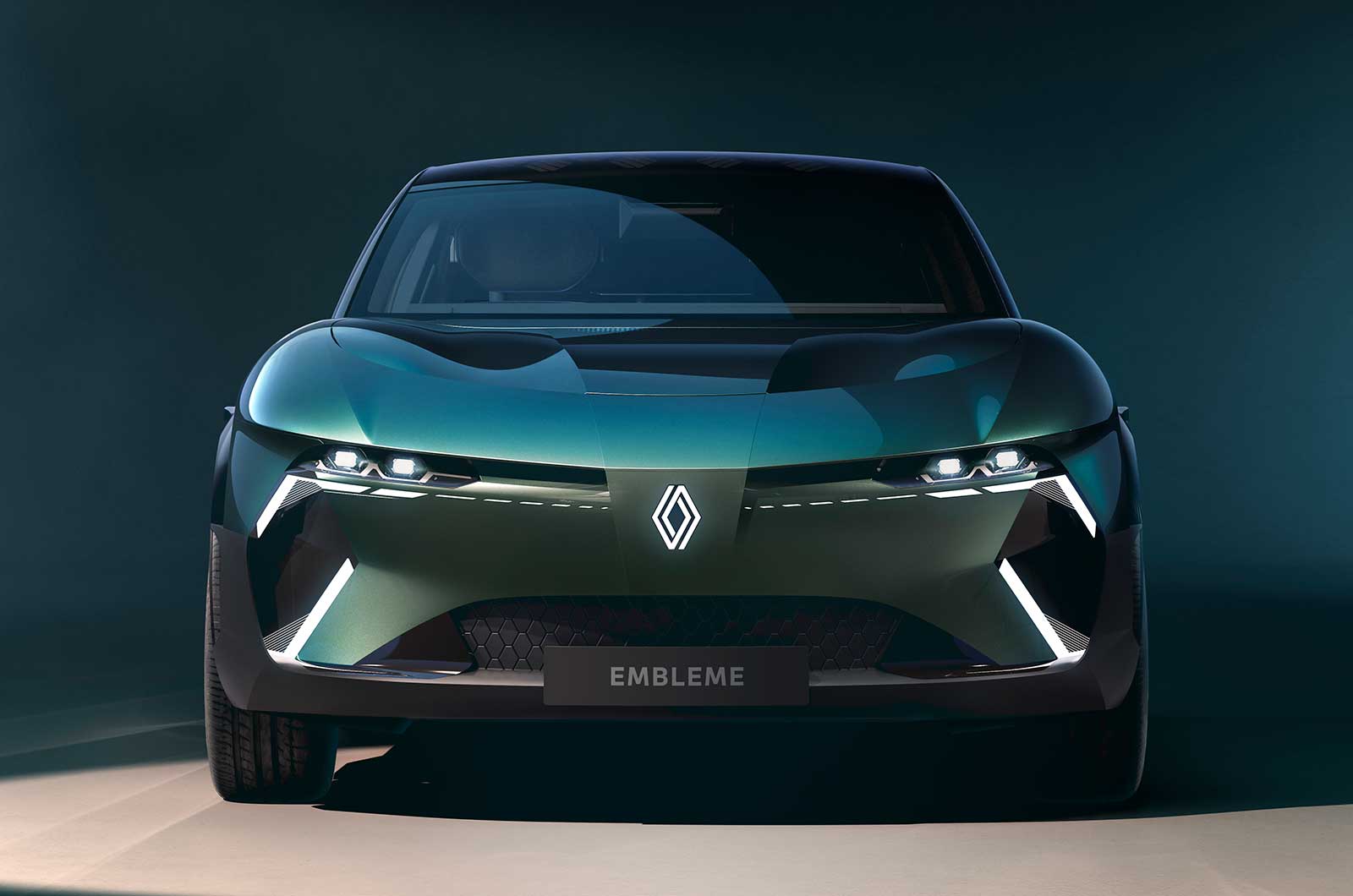 Renault Embleme concept front