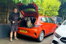renault_clio_lt_with_dog_in_boot