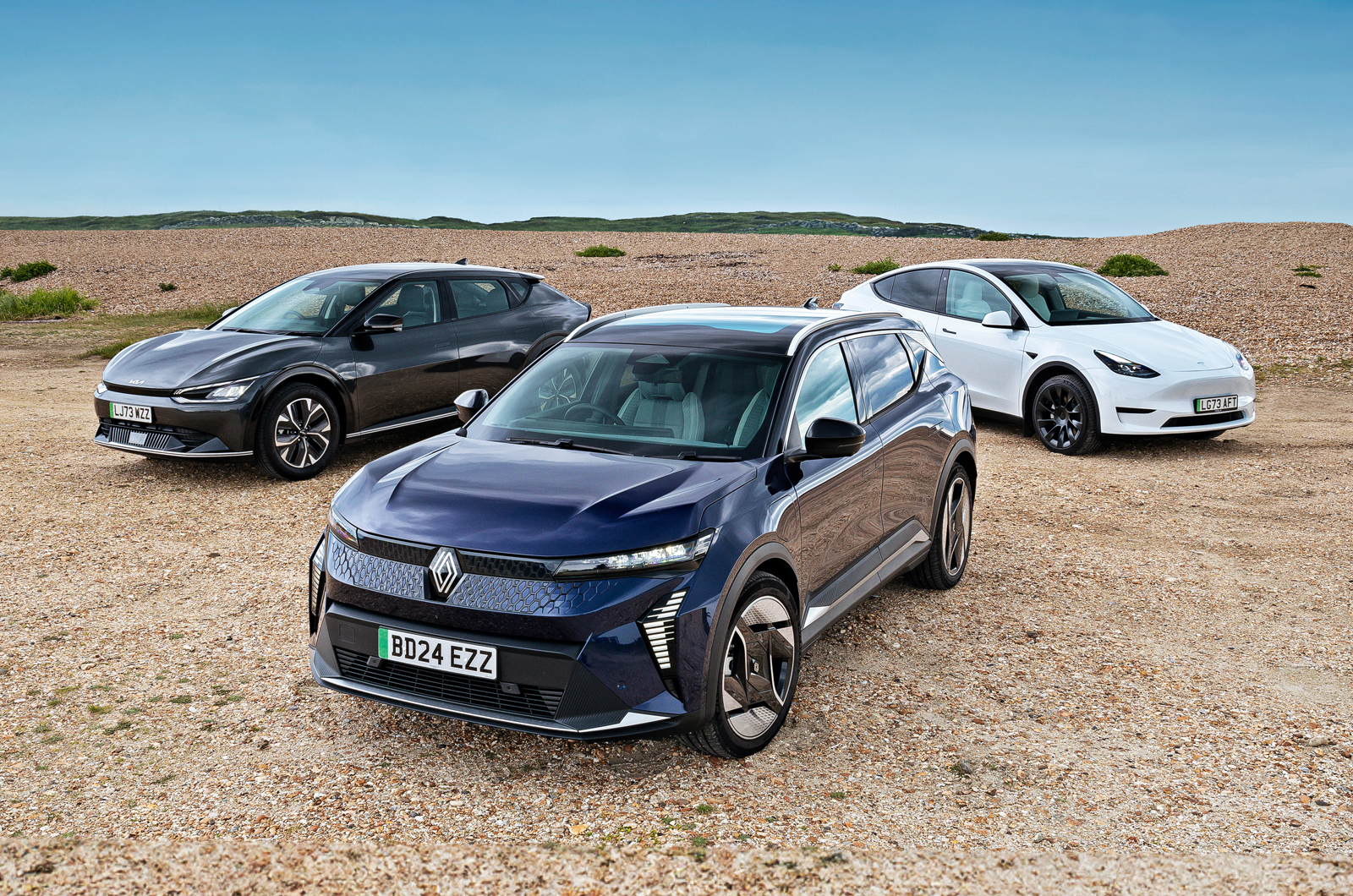 Renault Scenic vs Kia EV6 vs Tesla Model Y fronts