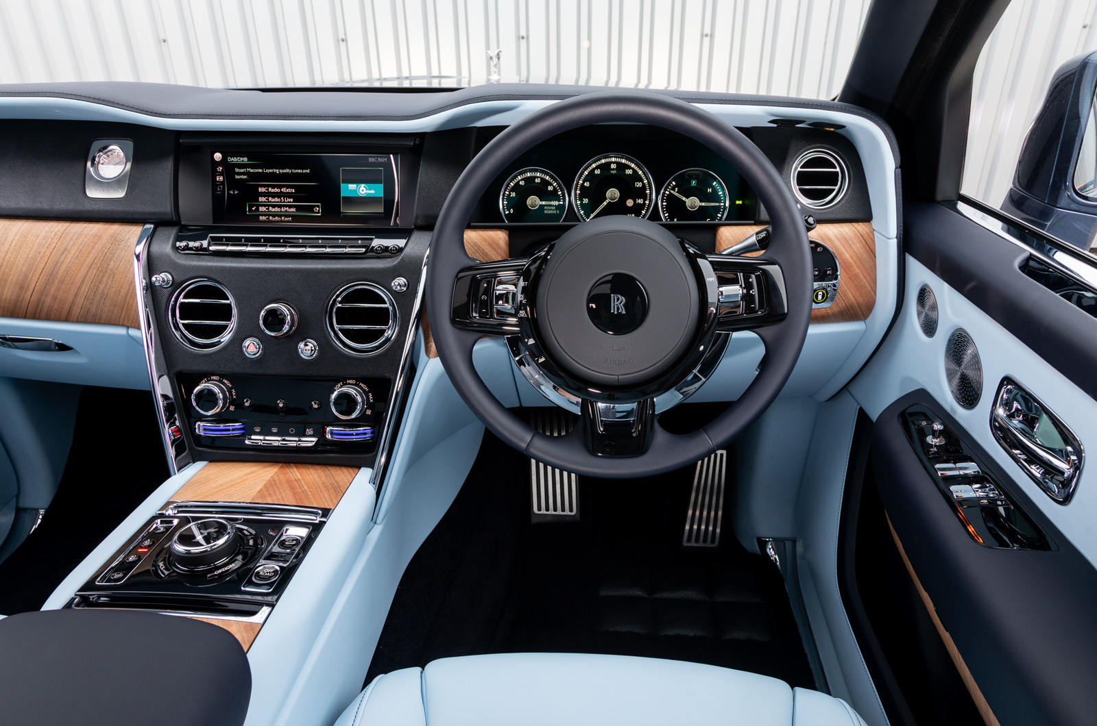 Rolls-Royce Cullinan dashboard