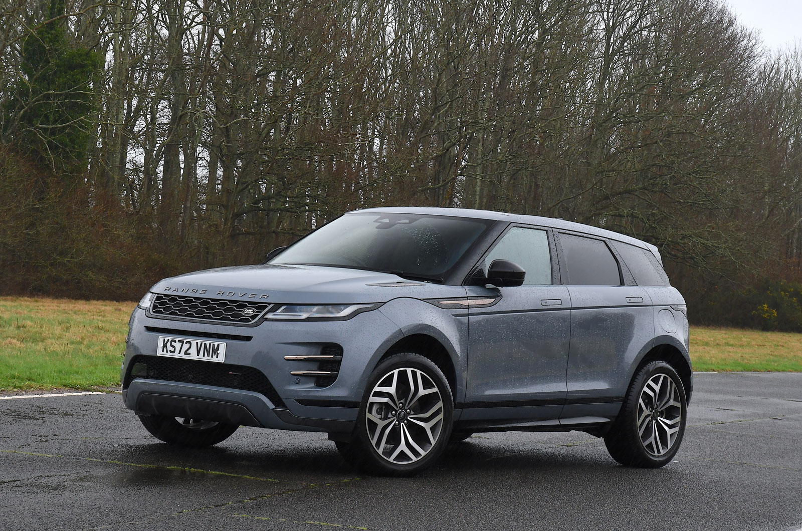 Best car infotainment systems Range Rover Evoque