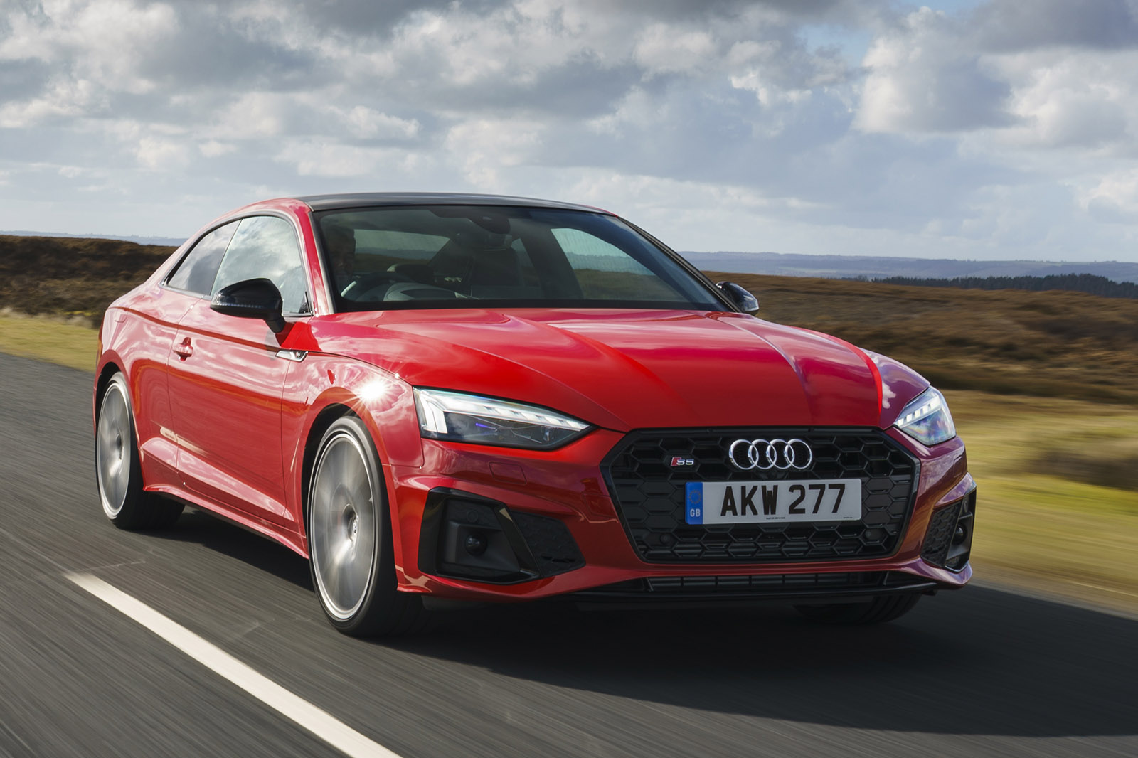 Audi S5 front right driving