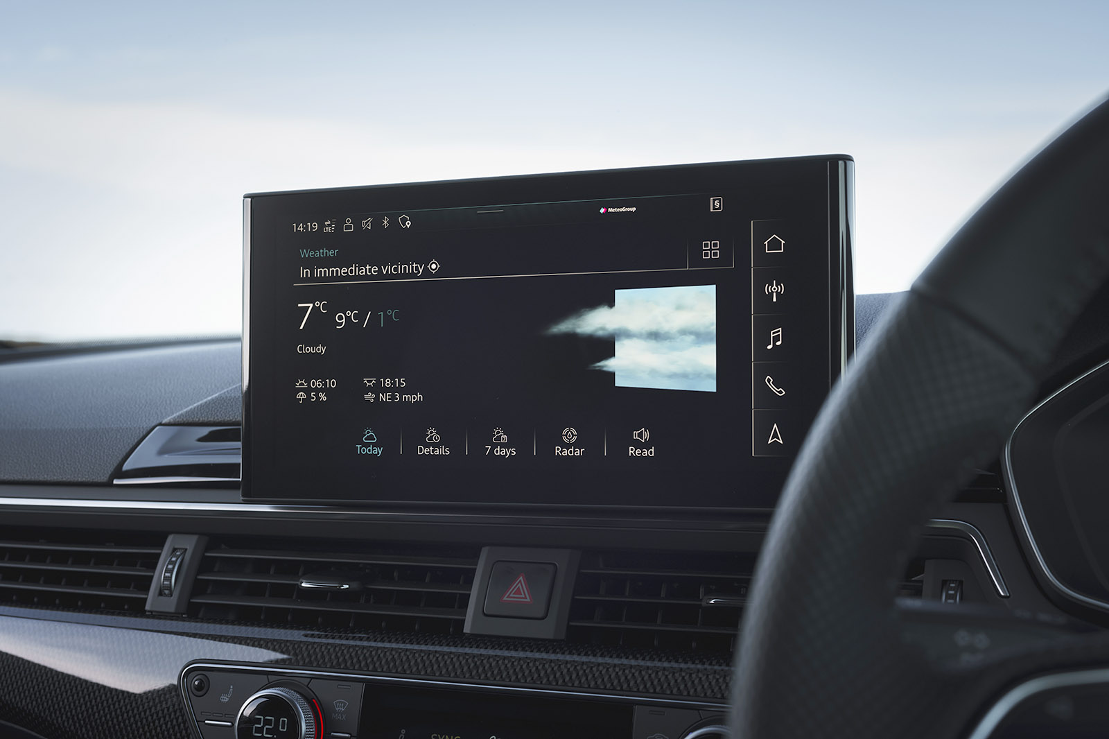 Audi S5 interior infotainment