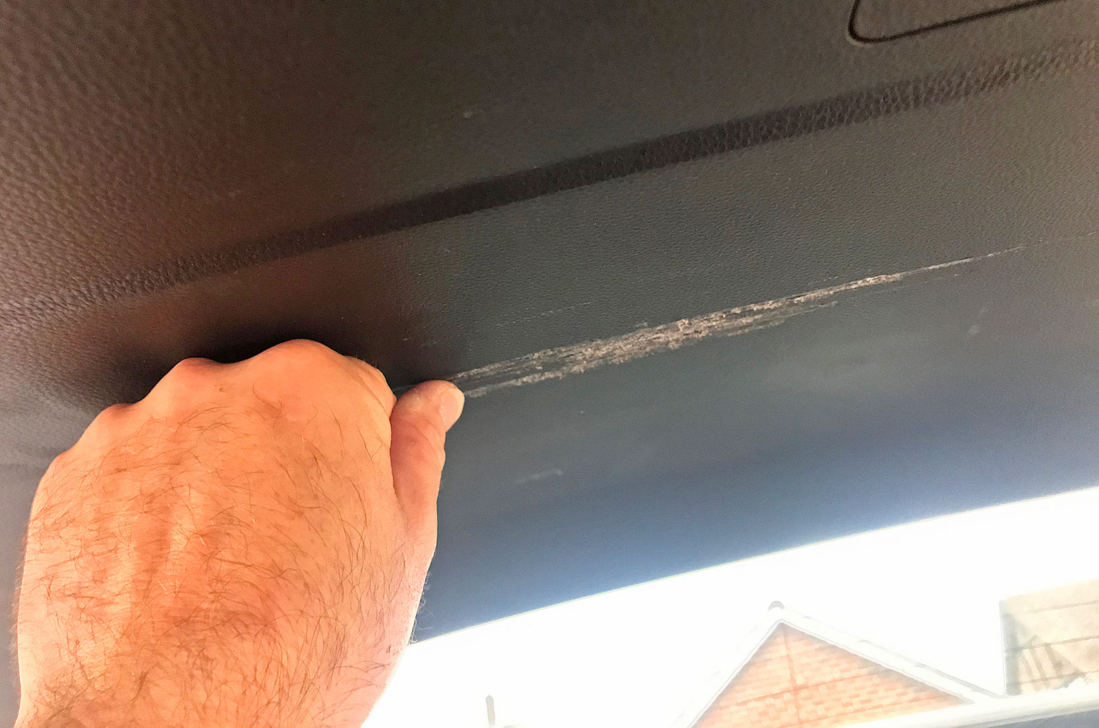 Suzuki Across lining scratch