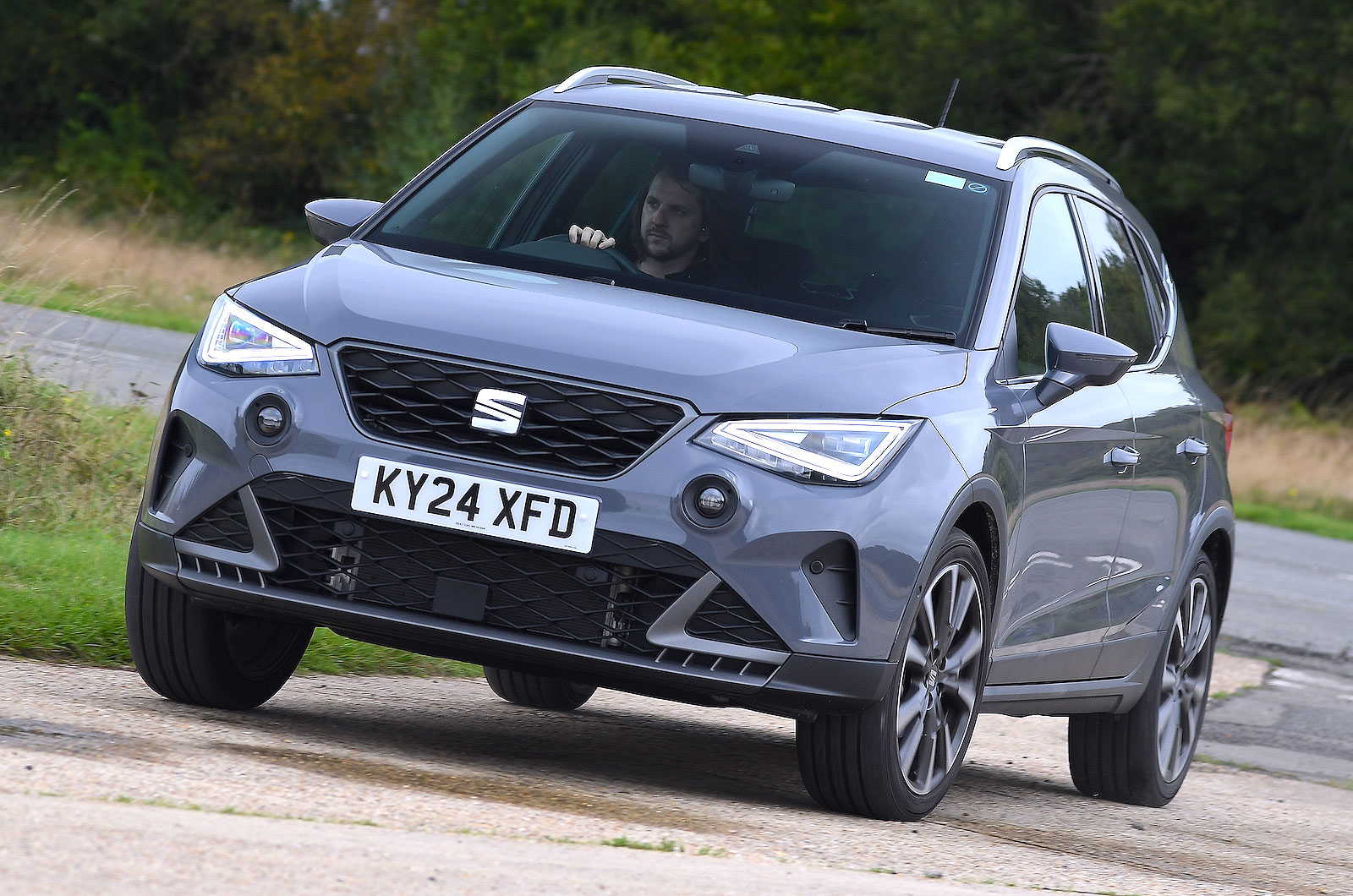 Seat Arona front cornering