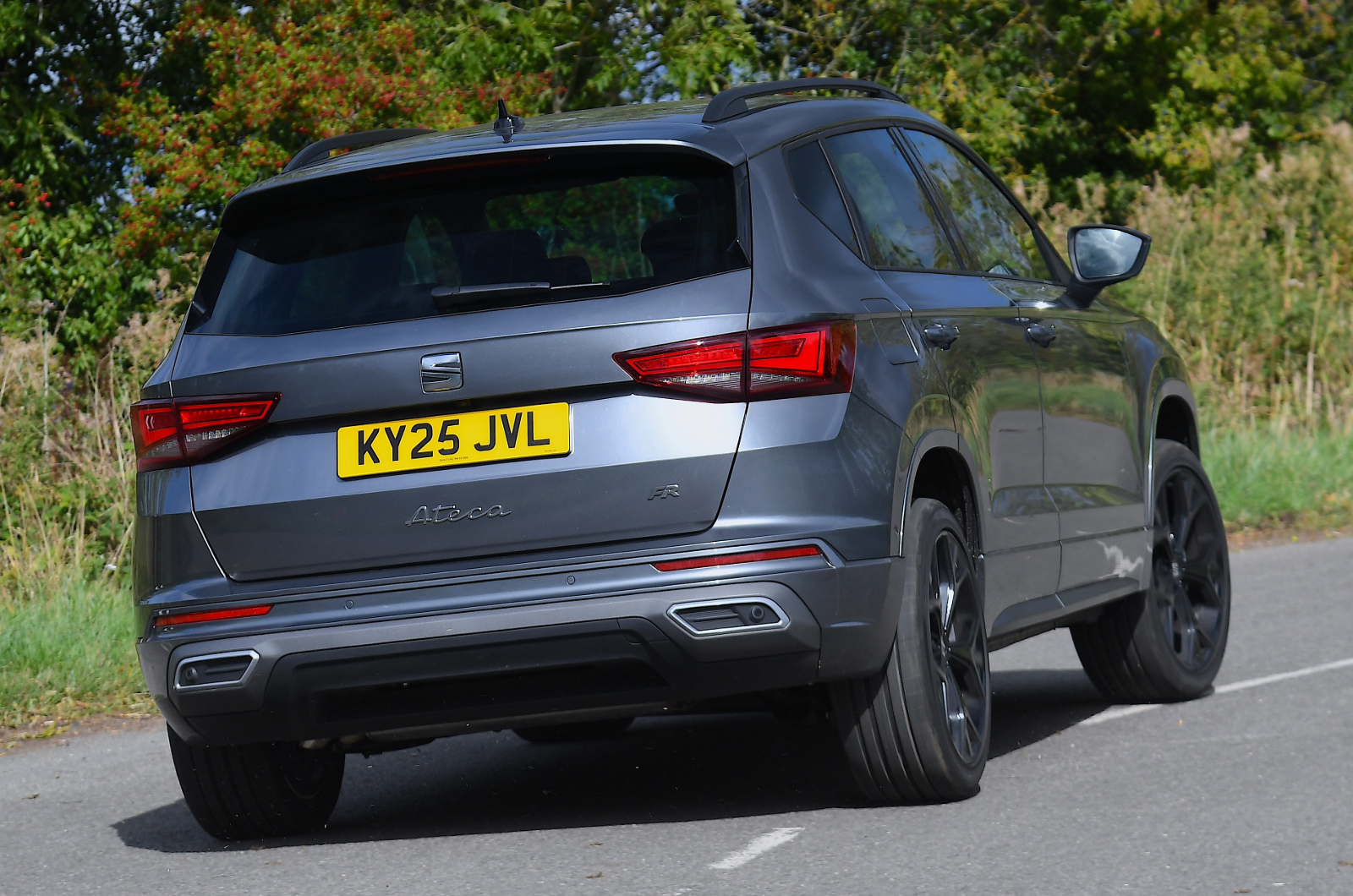 Seat Ateca rear cornering