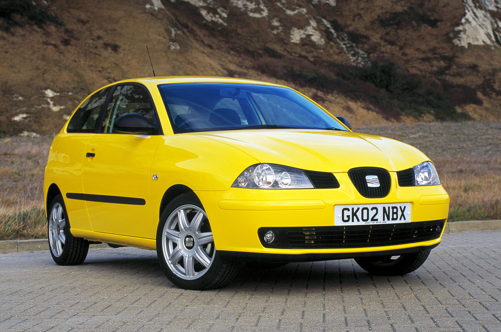 Seat Ibiza front right static 2003