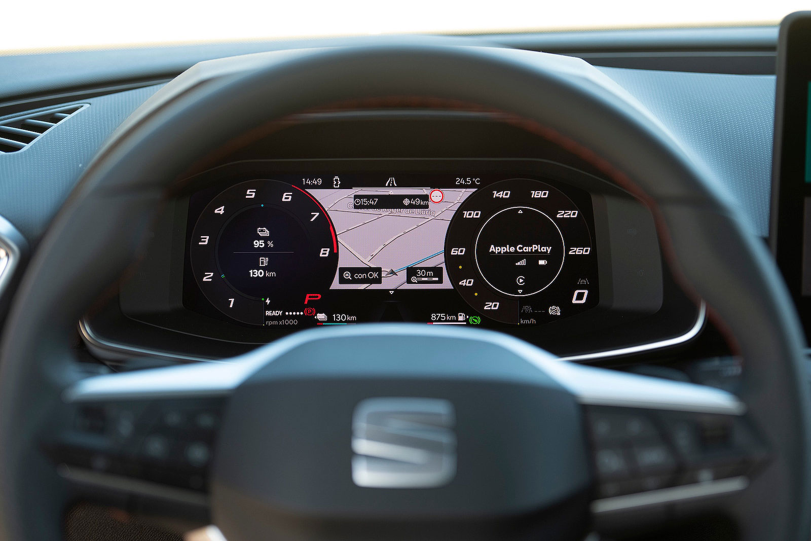 Seat Leon Estate driver display