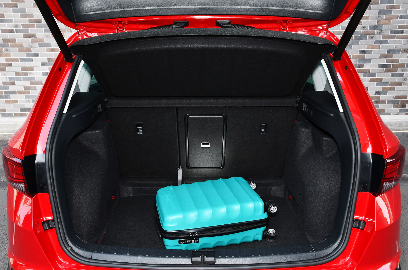 Used Seat Ateca 2022 boot open