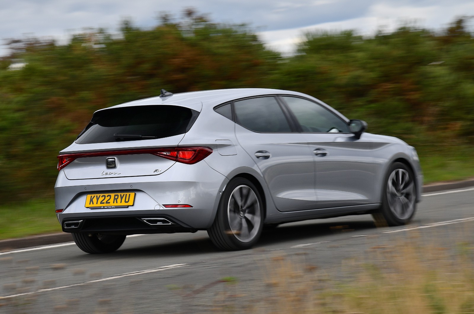 Seat Leon rear panning