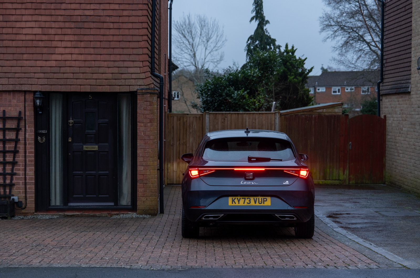SEAT Leon e-HYBRID company car tech