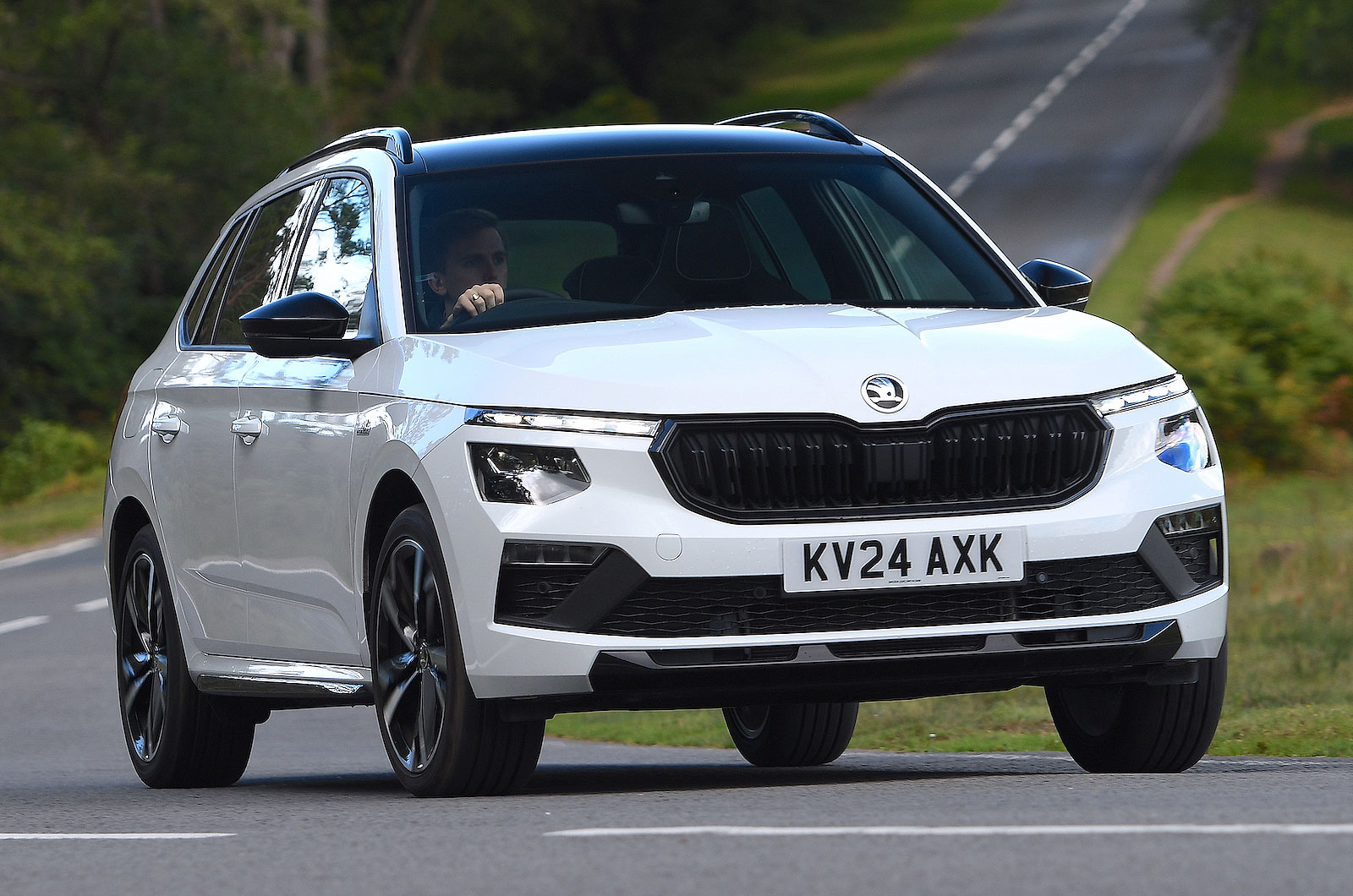 Skoda Kamiq front cornering