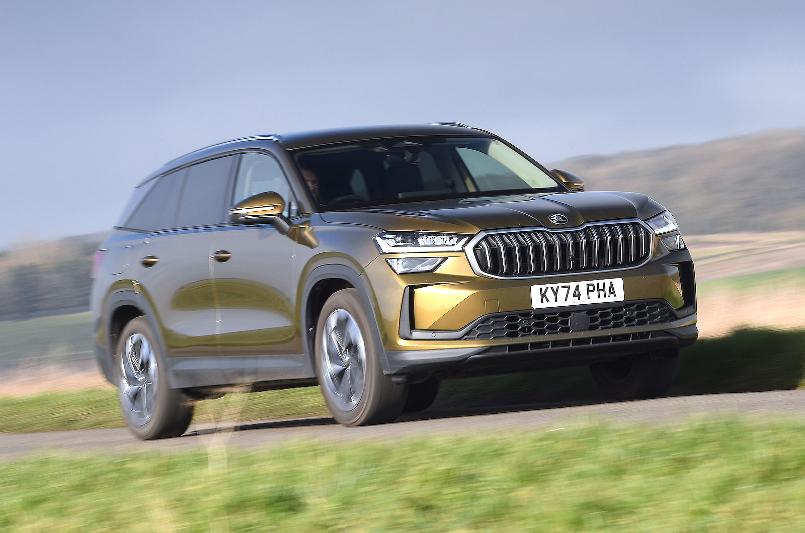 Skoda Kodiaq front right driving