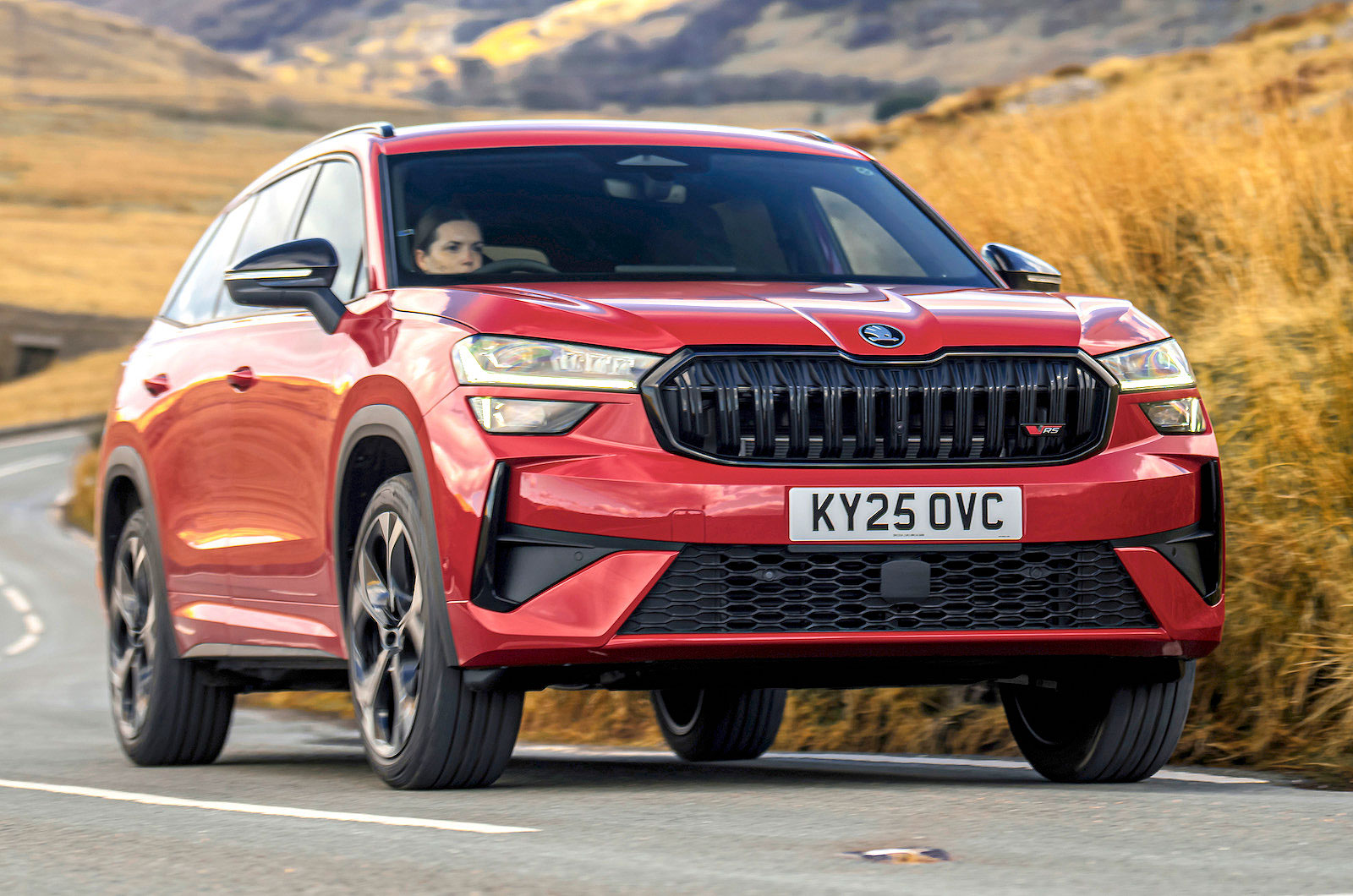 Skoda Kodiaq vRS front cornering