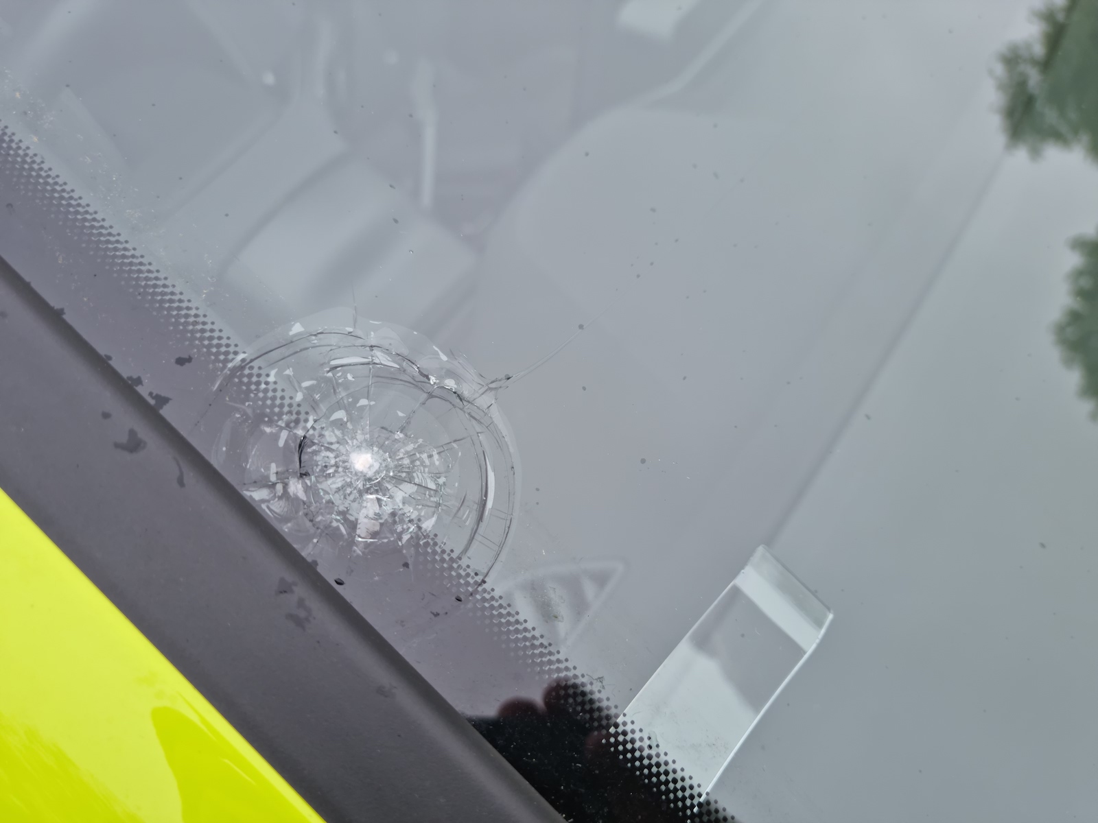 Skoda Enyaq Coupe cracked screen 1