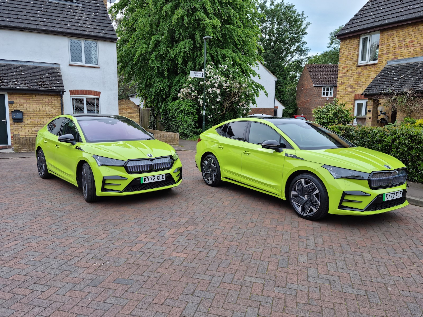 Skoda Enyaq Coupe twins