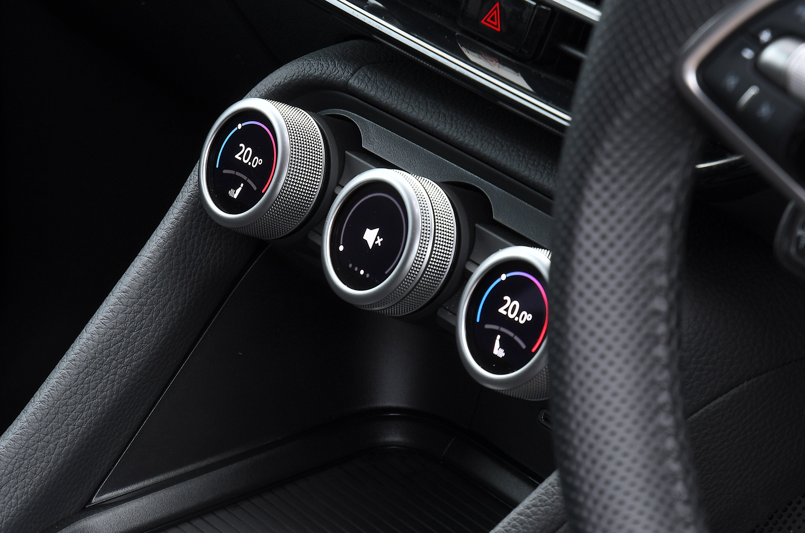 Skoda Kodiaq control dials