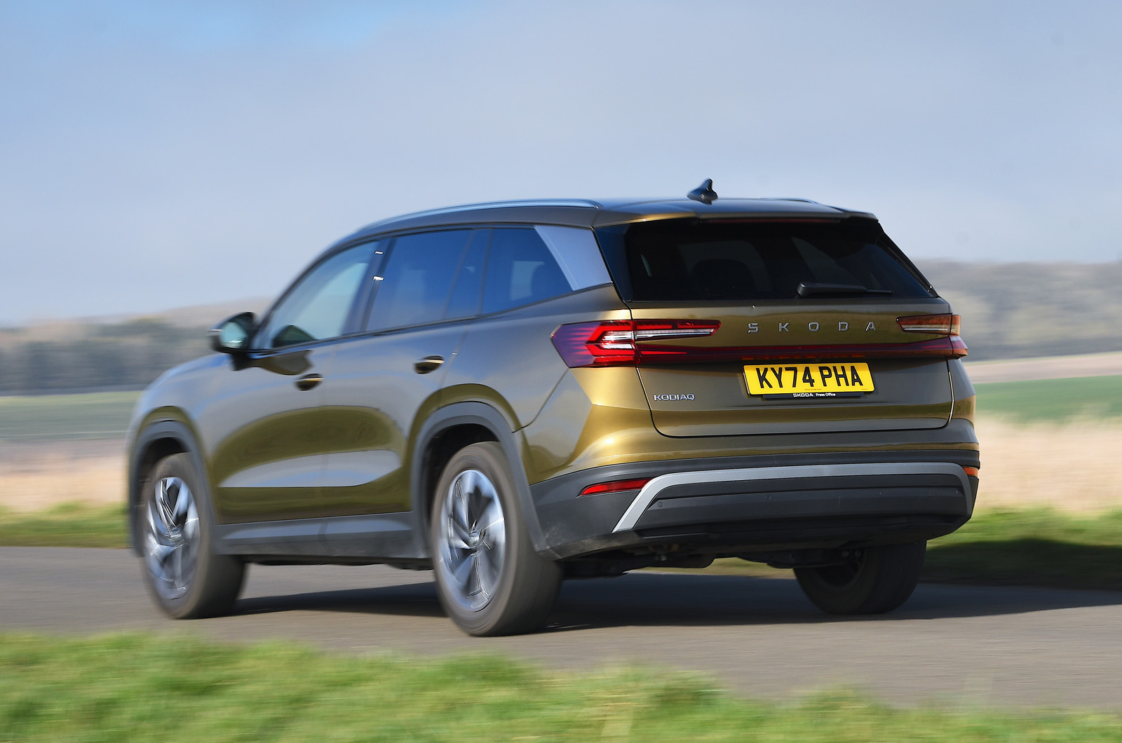 Skoda Kodiaq rear driving
